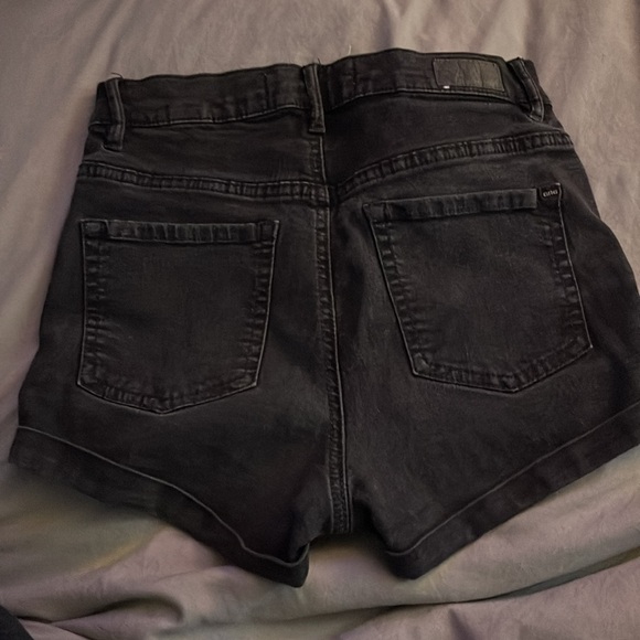 Black garage shorts - Picture 2 of 2